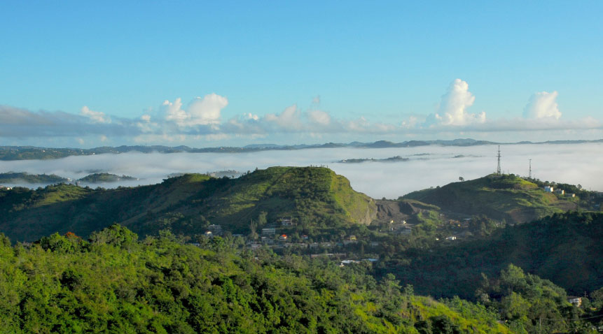 The mountains of Cayey, home of famous lechoneras.