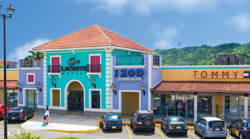 Puerto Rico Premium Outlets looks like a small colorful country village.