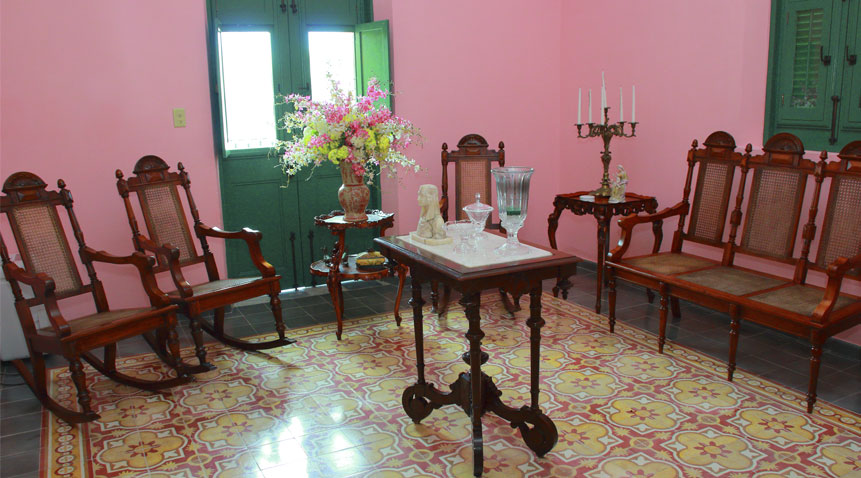 Museo Casa Pilar Defillo in Mayagüez.